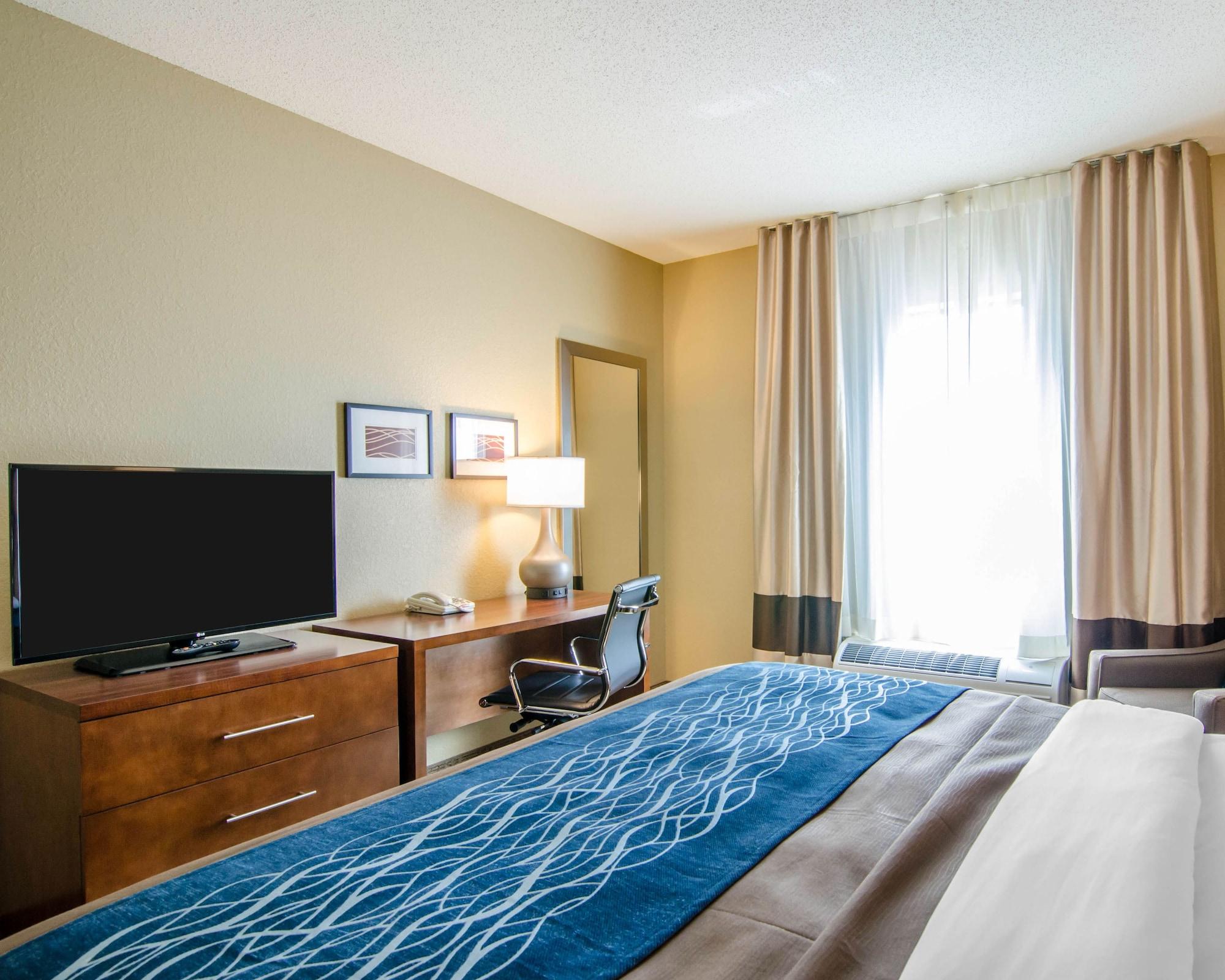 Comfort Inn & Suites Lynchburg Airport - University Area Luaran gambar