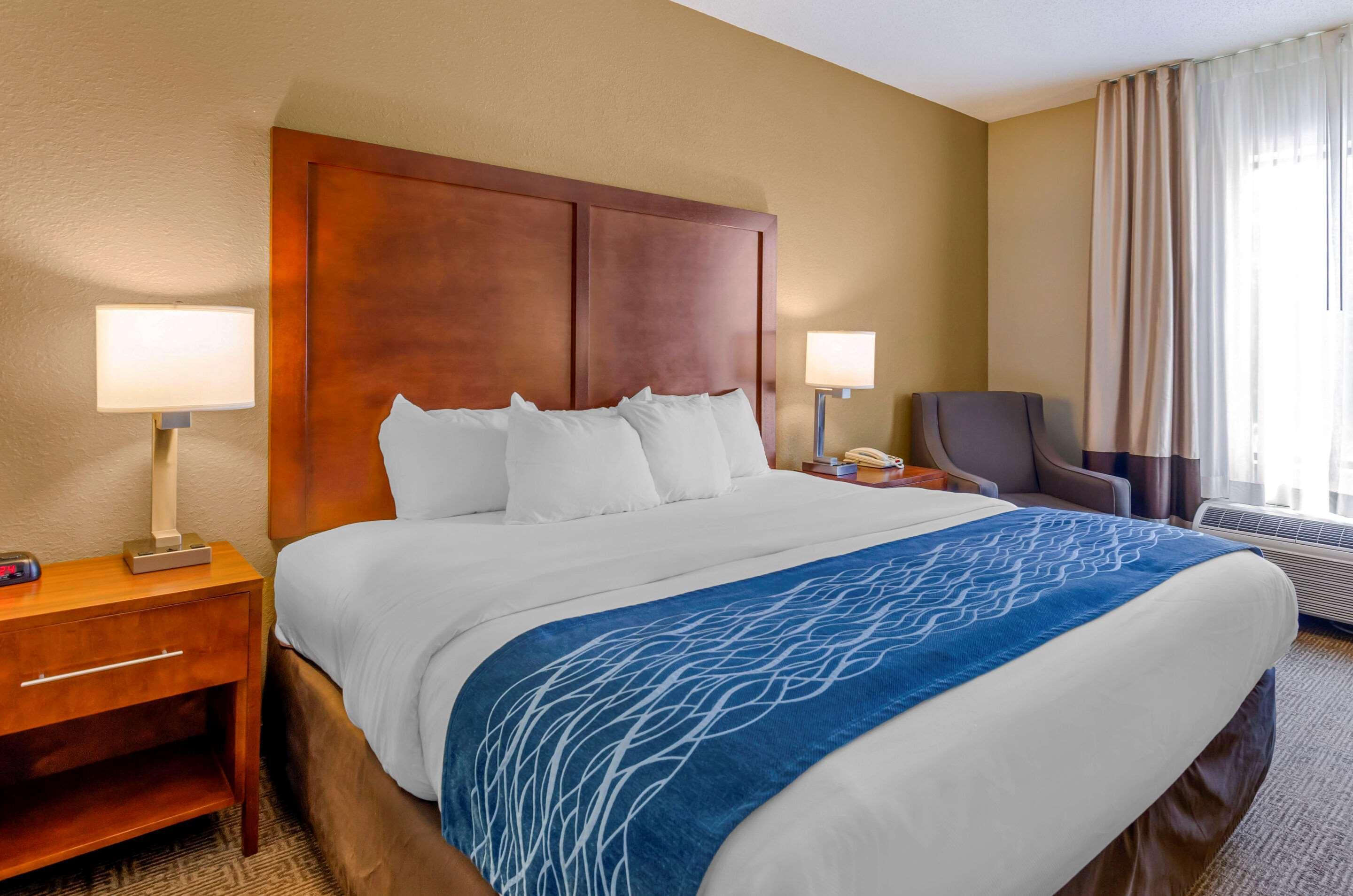 Comfort Inn & Suites Lynchburg Airport - University Area Luaran gambar