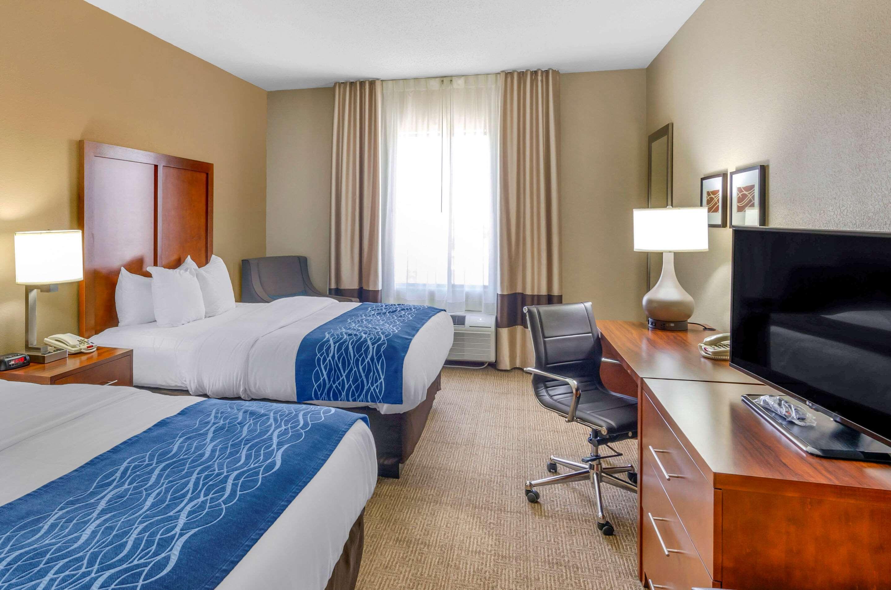 Comfort Inn & Suites Lynchburg Airport - University Area Luaran gambar