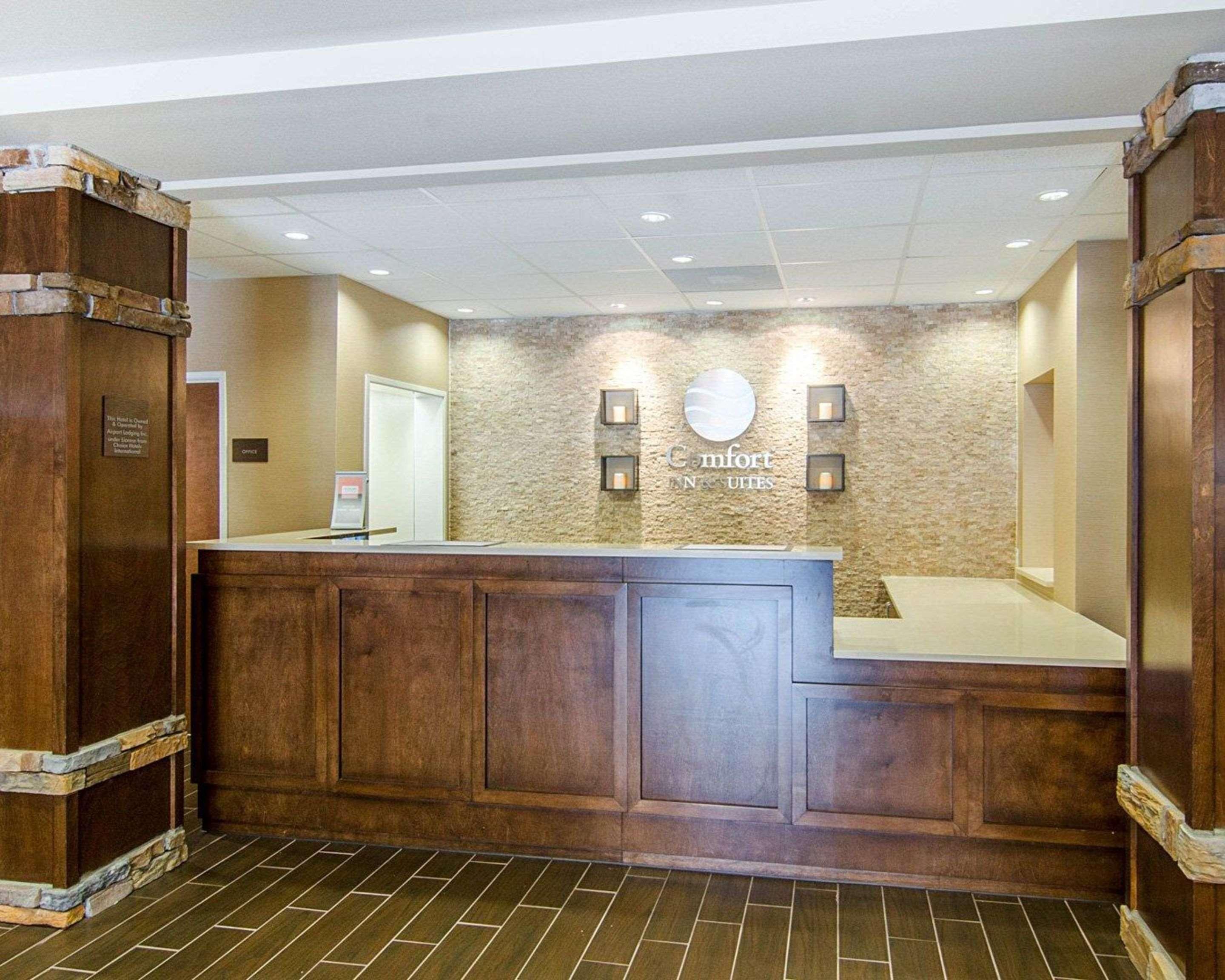 Comfort Inn & Suites Lynchburg Airport - University Area Luaran gambar