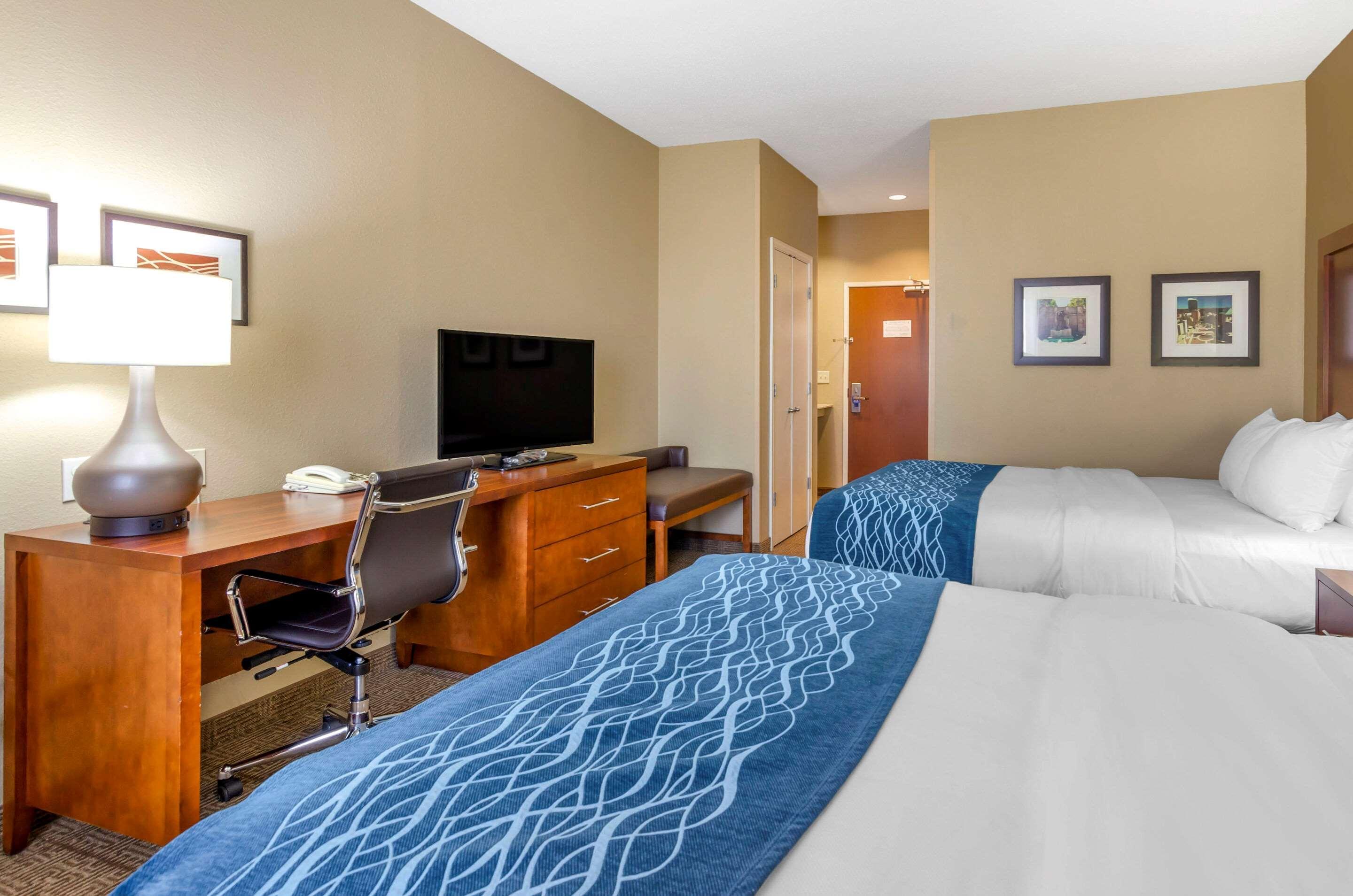 Comfort Inn & Suites Lynchburg Airport - University Area Luaran gambar